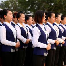 学美容是到学校学好还是去店里学好