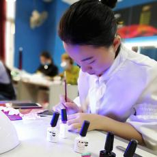学美甲有什么发展方向？
